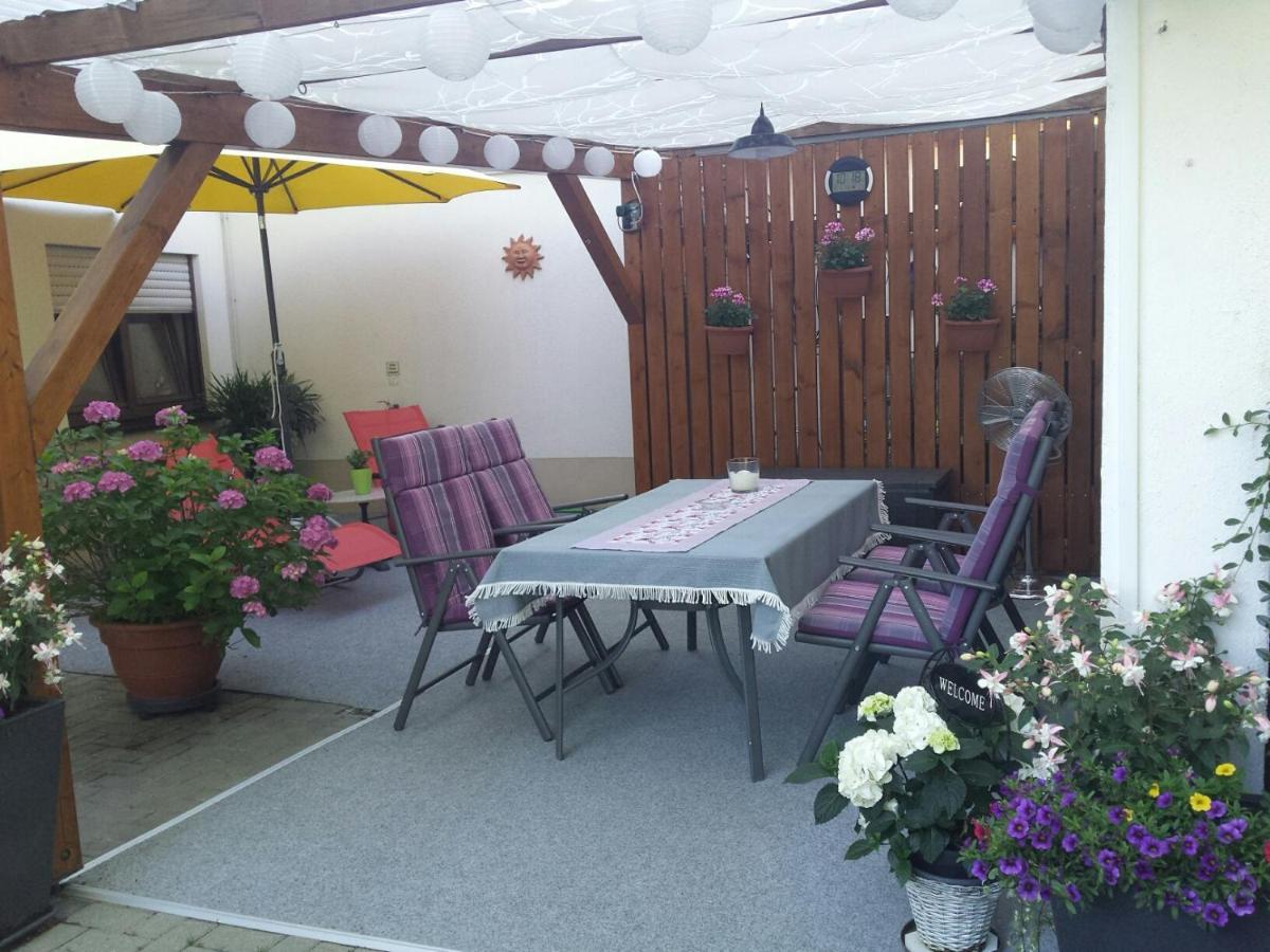 Ferienwohnung Kiruga 키펜하임 외부 사진